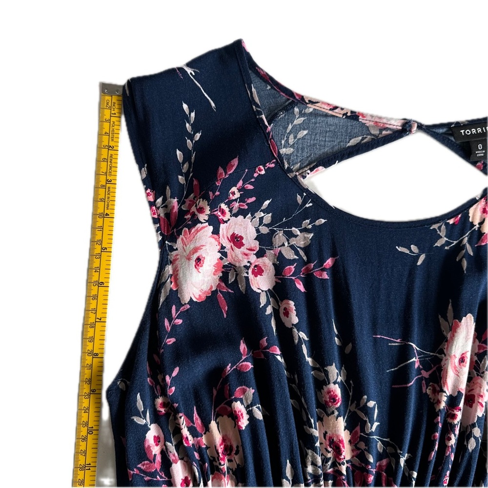 Torrid Sanguine Breeze Fit Flare Navy Floral Challis Dress 0 Keyhole Coquette - Picture 12 of 13